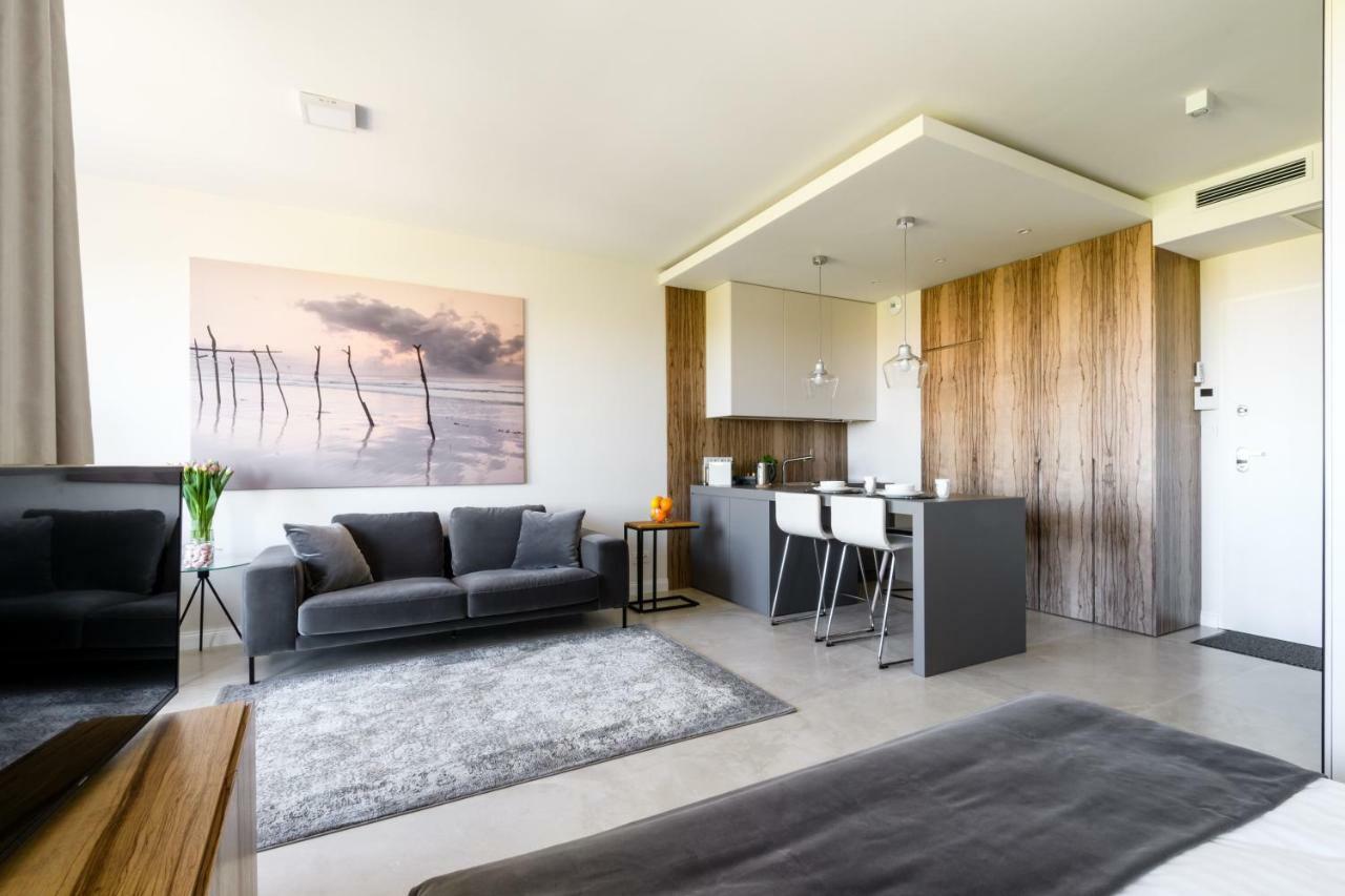 Luxlux Apartments Afara Варшава Экстерьер фото