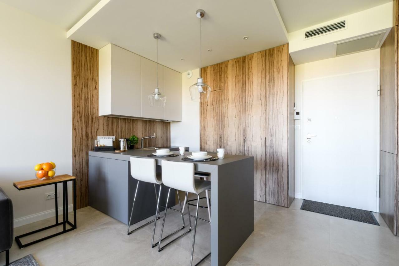 Luxlux Apartments Afara Варшава Экстерьер фото