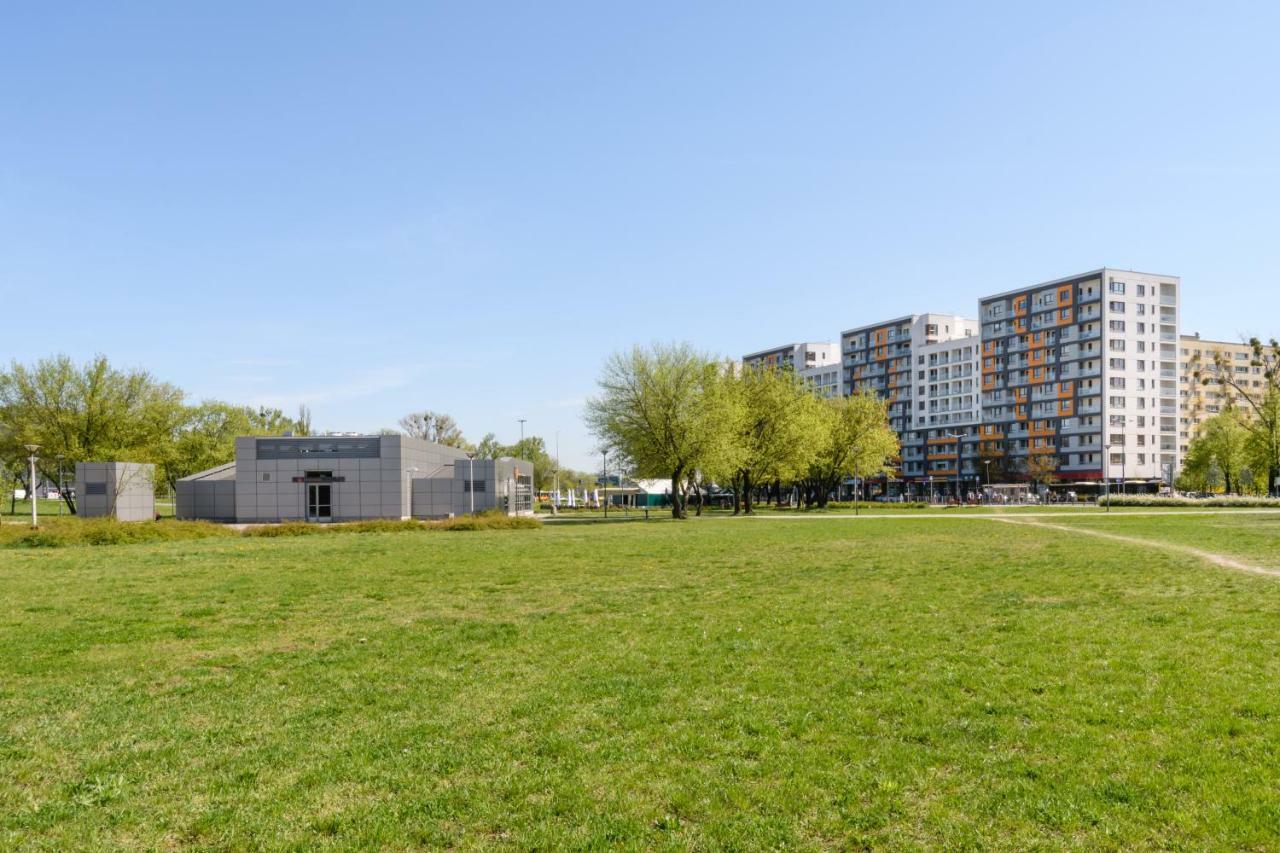 Luxlux Apartments Afara Варшава Экстерьер фото